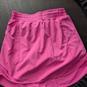 Lululemon hotty hot skort - size 6